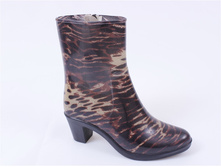 Sapogi rezinovye eanda my22 korichnevyy 0478 1.jpg