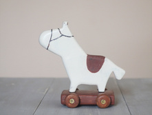 �������