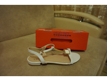 ��� ����