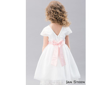 ��� ����