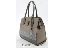 CM3032 Taupe.jpg