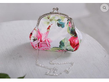 ����� ����