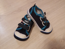 ����� ���� 23 �-� 300 �.