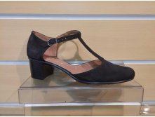 516 ����� - 1670�.