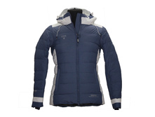 ������ Snow Headquarter 8555-� ����� 4200 ���.