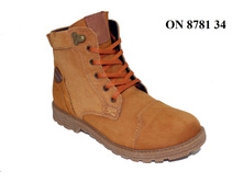 2000�. ON 8781 34�