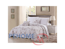 18 453.2560x2560w.jpg