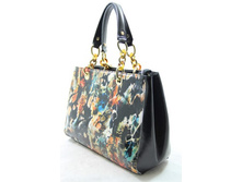 Valensiy 033 Black.jpg