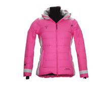 ������ Snow Headquarter 8555-� ����� 4200 ���.