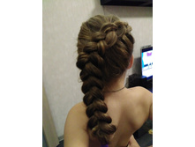 ����� ����