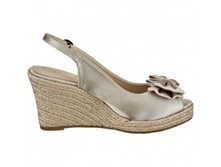 56aa2b3de2163 0b5e020dmiddle.jpg