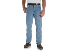 Men's Wrangler Regular-Fit Jeans   $27.99