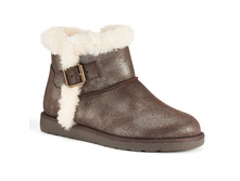 SO(R) Women's Fuzzy Ankle Boots   $29.99