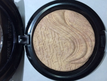������ ��������� MAC Extra Dimension Skinfinish ��� 8