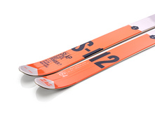 S112 Lady talons.jpg