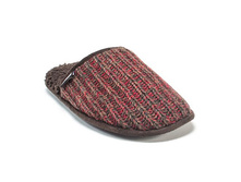 MUK LUKS Men's Gavin Clog Slippers   $22.50