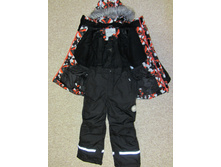 ����� ����