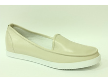 V168-Y11-16 00000044944.jpg