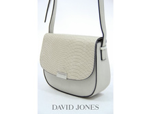 David Jones 5025-1 Sand.jpg