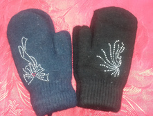 �������