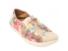 37��, 221���