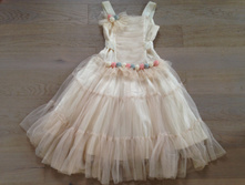 ������ ����, 140 �-�, 600 �