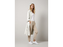 H2W 17S3 YAYA 4379-385x550.jpg