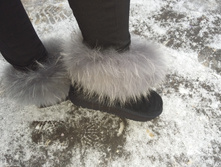 163034790-uggi foto.jpg