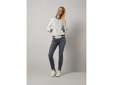 H2W 17S1 YAYA 3727-385x550.jpg