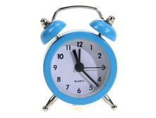 119 ���. - ��������� ����������� "� ����� �����", ������, 7,5x5,5x2��, 1xLR44, 4 �����