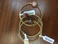 ����� �������� ���*��