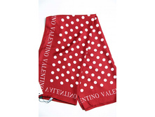 ������ Valentino  �������� � ����� �������� 320,00 ���.