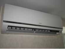 ����������� Hitachi ��������