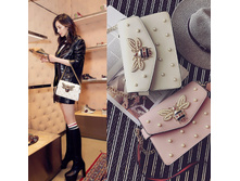 � �� ����