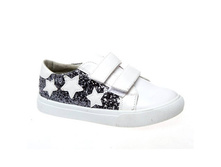 323� ������ 879�