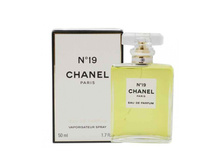 349 ���. (������ 0%) - Chanel "?19" 50ml