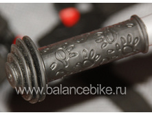 Balancebike Puky Cat ruchka.jpg