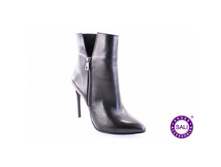 101517350 k b 1 .jpg