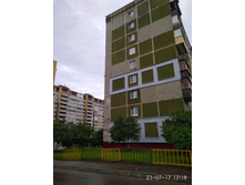 ����� ����