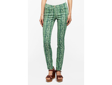 3827b24e-d9f0-11e4-af52-00259002479e face.jpeg