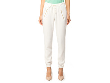 3827b22b-d9f0-11e4-af52-00259002479e face.jpeg