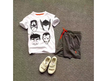 ������ Adidas Originals "Super Heros" 900�. 110(110) 120(116) 130(122) 140(128) 150(134)