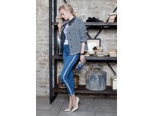 �����  �������: 8711 ����: 3590 ���.