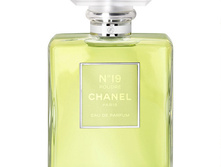 339 ���. (������ 3%) - Chanel "?19 Poudre" eau de parfum 100ml