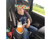 ����� ����