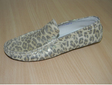 ��� ����