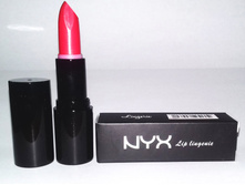 1200 ���. - ������ NYX "Lip Lingerie" (12��)