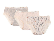 300,00 �� ��������