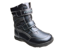 930�  ����