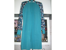 300 �